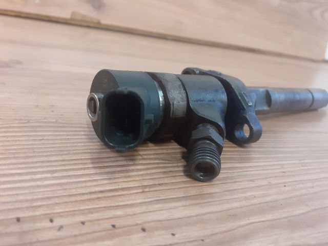 bontott FORD FOCUS II Porlasztó (1 db)