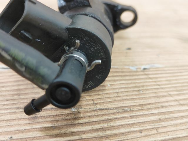 bontott FORD FOCUS II Porlasztó (1 db)