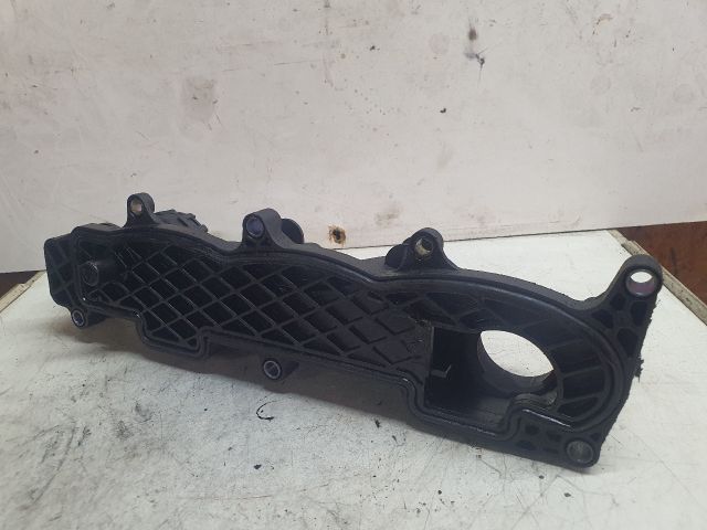 bontott FORD FOCUS II Szelepfedél