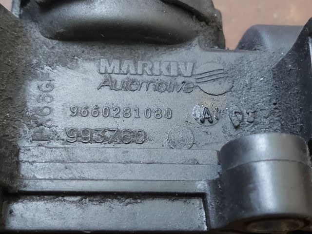 bontott FORD FOCUS II Szelepfedél