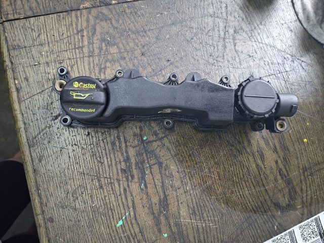 bontott FORD FOCUS II Szelepfedél