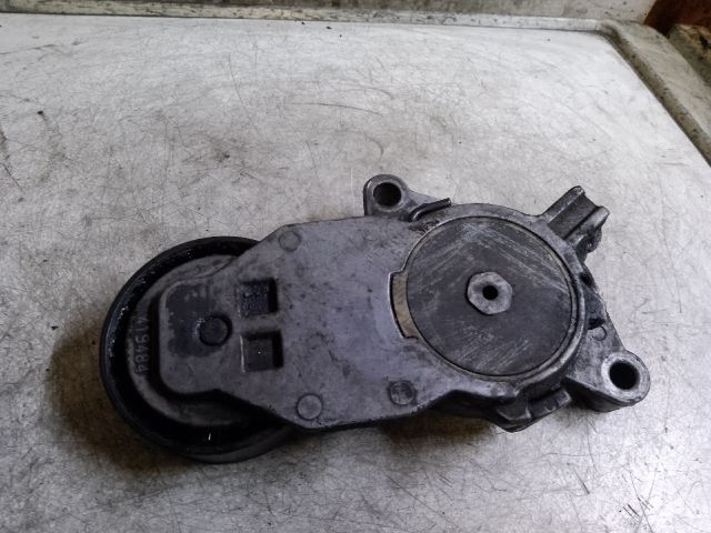 bontott FORD FOCUS II Szíjfeszítő Görgő