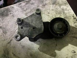 bontott FORD FOCUS II Szíjfeszítő Görgő