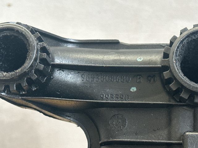 bontott FORD FOCUS II Szívósor