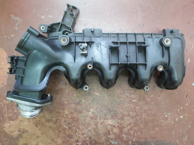 bontott FORD FOCUS II Szívósor