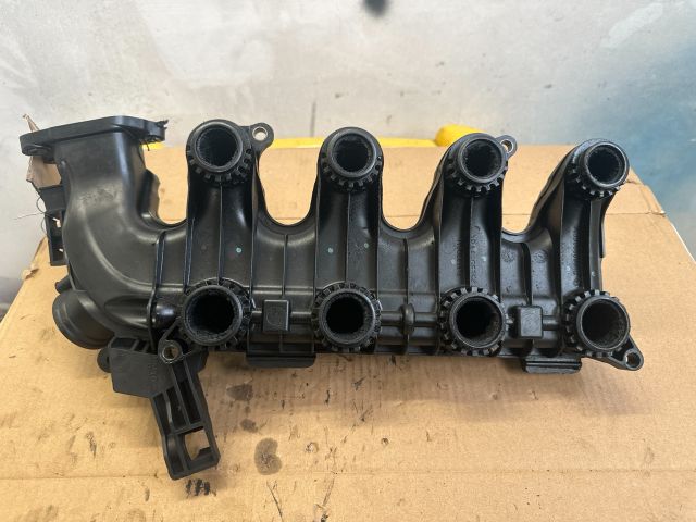 bontott FORD FOCUS II Szívósor