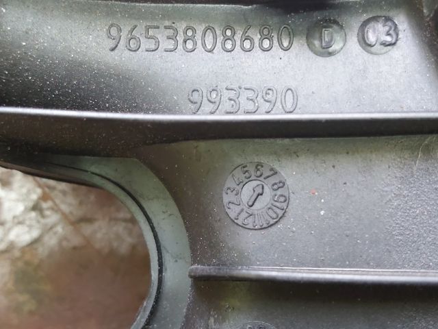 bontott FORD FOCUS II Szívósor