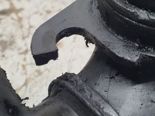 bontott FORD FOCUS II Turbócső