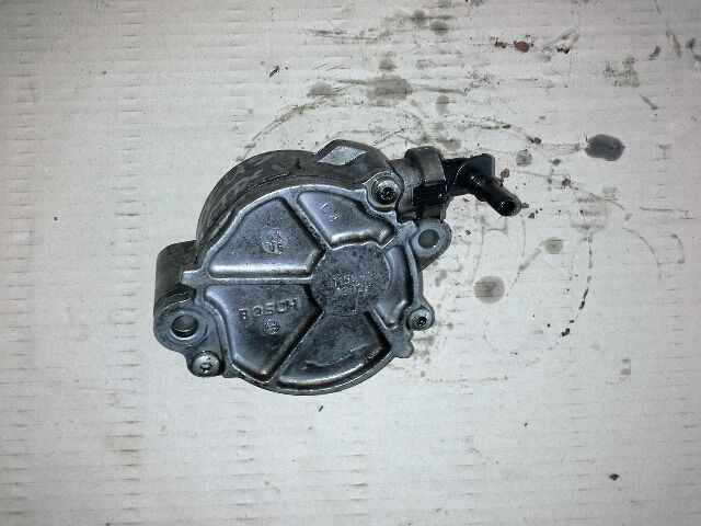 bontott FORD FOCUS II Vákumpumpa