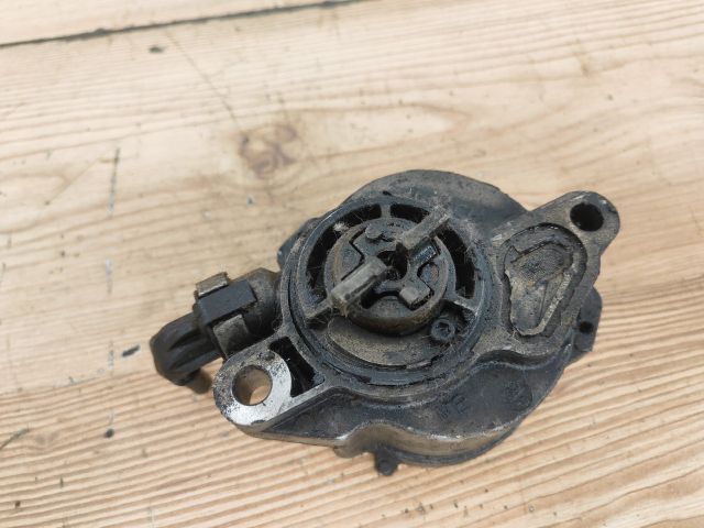 bontott FORD FOCUS II Vákumpumpa