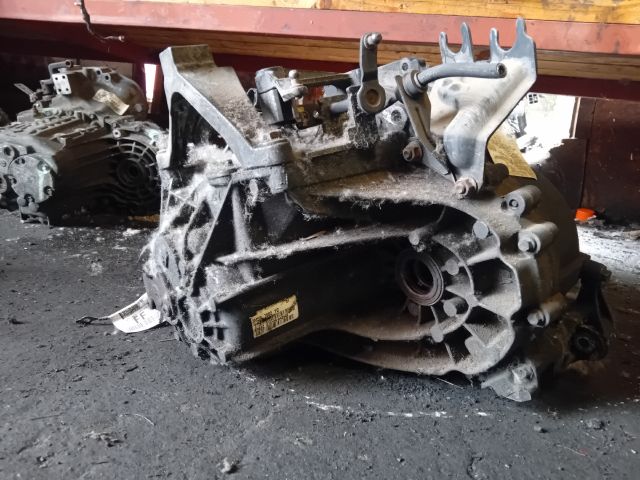 bontott FORD FOCUS II Váltó (Mechanikus)