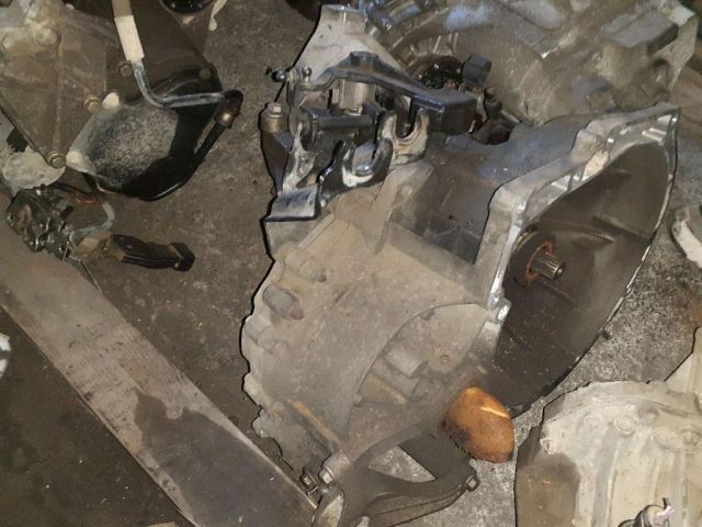 bontott FORD FOCUS II Váltó (Mechanikus)