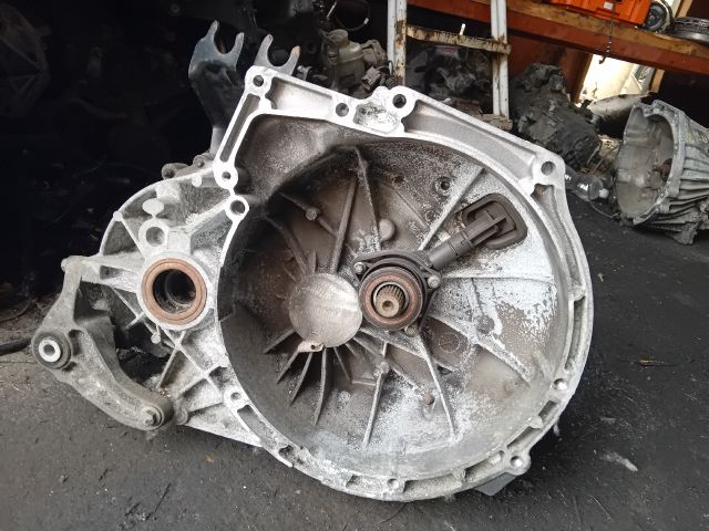 bontott FORD FOCUS II Váltó (Mechanikus)