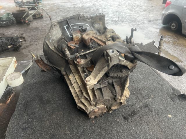 bontott FORD FOCUS II Váltó (Mechanikus)