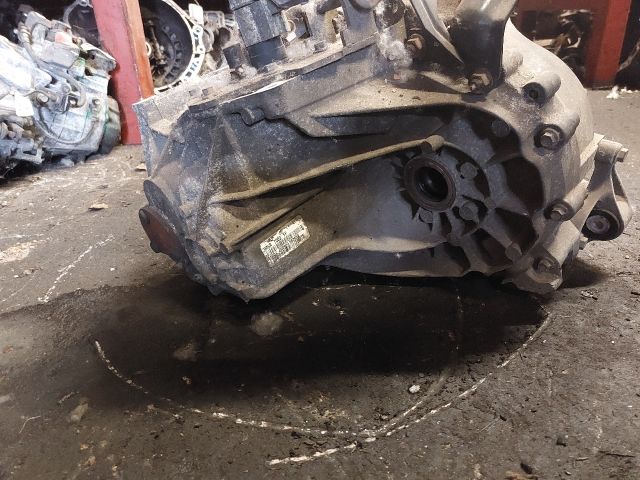 bontott FORD FOCUS II Váltó (Mechanikus)