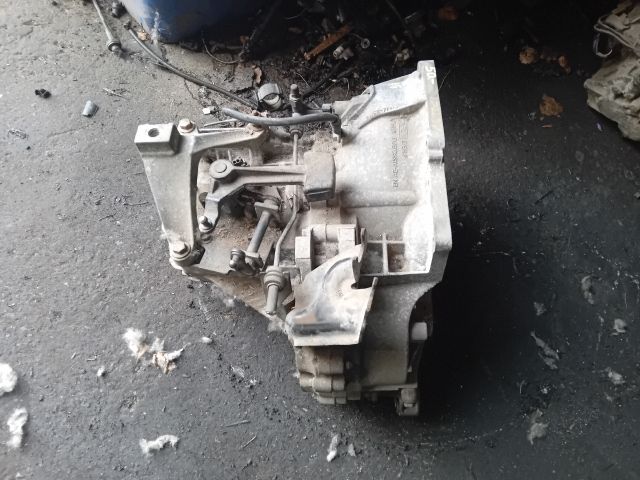 bontott FORD FOCUS II Váltó (Mechanikus)