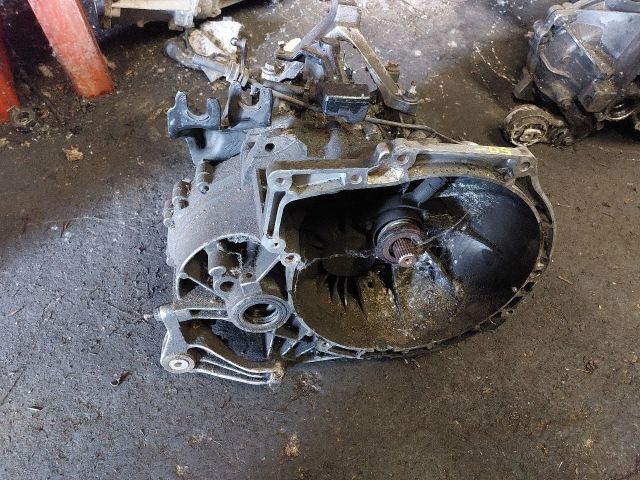 bontott FORD FOCUS II Váltó (Mechanikus)