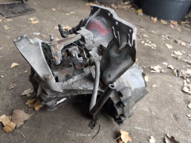 bontott FORD FOCUS II Váltó (Mechanikus)