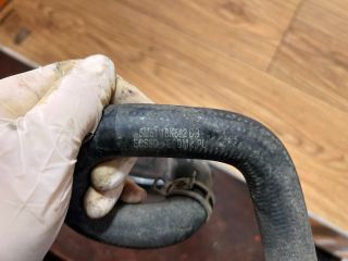 bontott FORD FOCUS II Vízcső