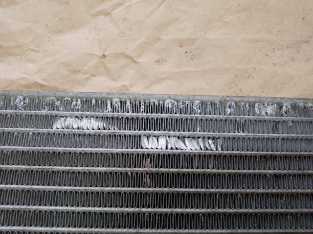 bontott FORD FOCUS II Vízhűtő Radiátor (Klímás)