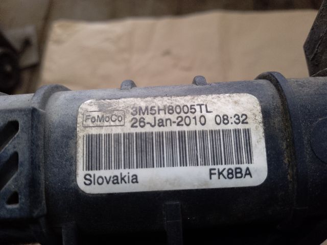 bontott FORD FOCUS II Vízhűtő Radiátor (Klímás)