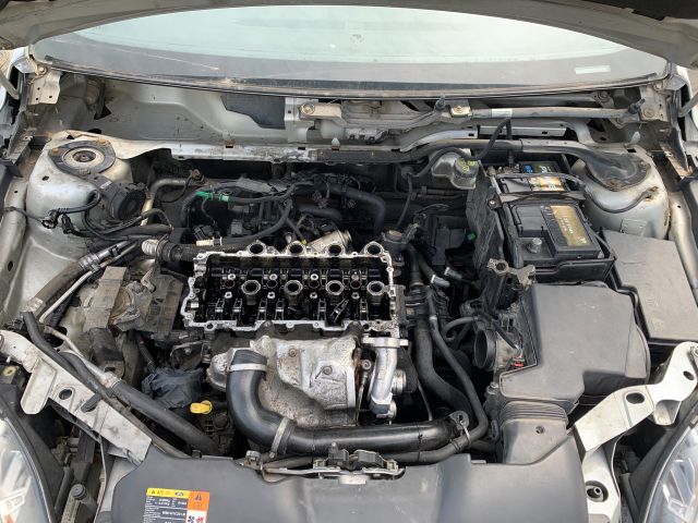 bontott FORD FOCUS II Vízhűtő Radiátor (Klímás)