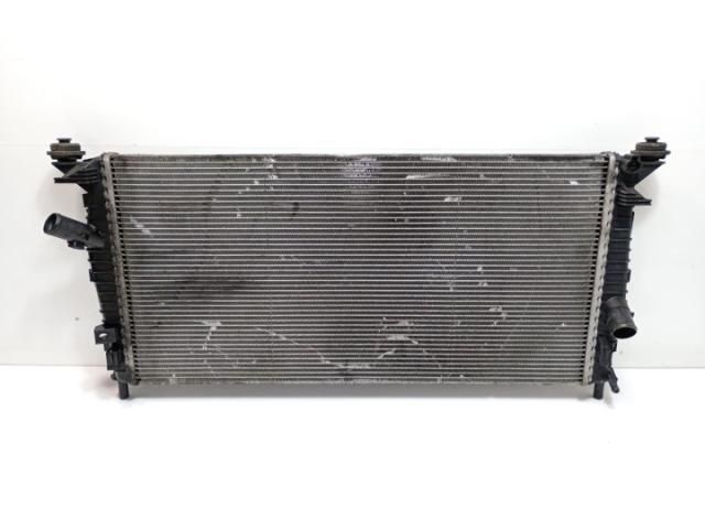 bontott FORD FOCUS II Vízhűtő Radiátor (Nem klímás)