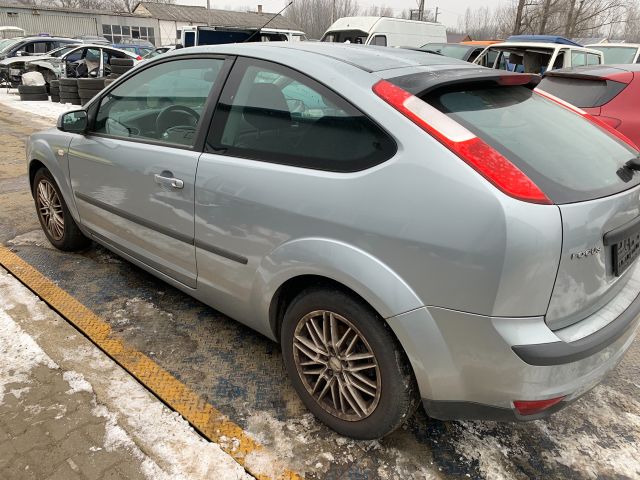 bontott FORD FOCUS II Bal első Féknyereg Munkahengerrel