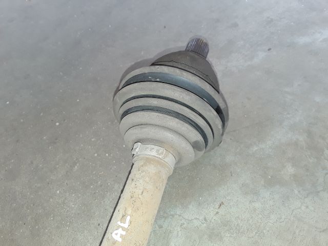 bontott FORD FOCUS II Bal Féltengely