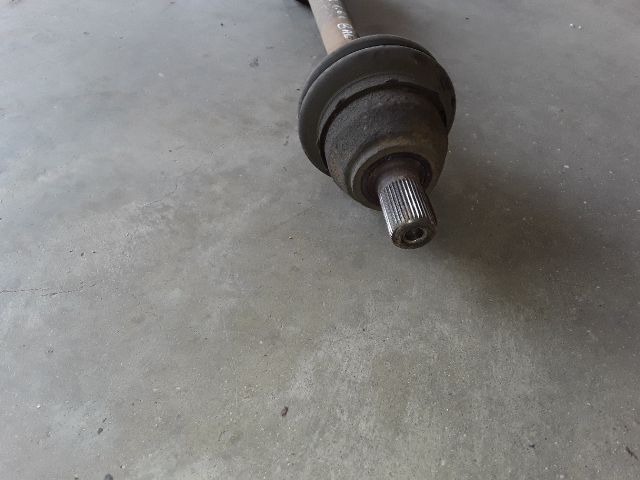 bontott FORD FOCUS II Bal Féltengely