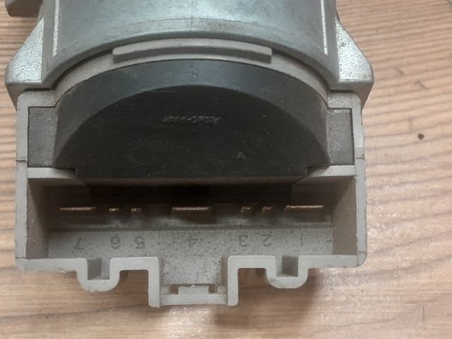 bontott FORD FOCUS II Gyújtáskapcsoló