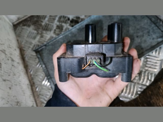 bontott FORD FOCUS II Gyújtótrafó