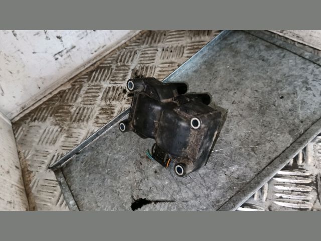 bontott FORD FOCUS II Gyújtótrafó