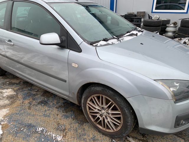 bontott FORD FOCUS II Jobb első Csonkállvány Kerékaggyal
