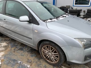 bontott FORD FOCUS II Jobb első Csonkállvány Kerékaggyal