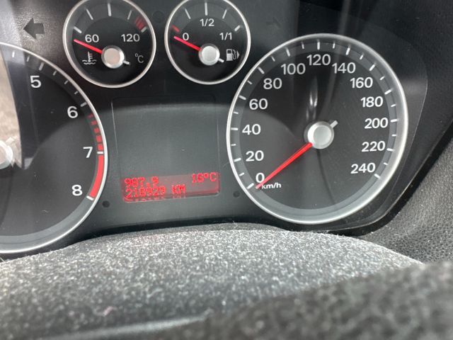 bontott FORD FOCUS II Klímakompresszor