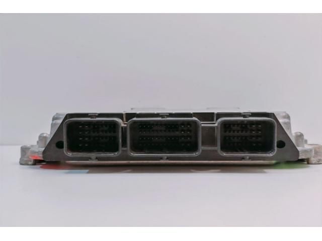 bontott FORD FOCUS II Motorvezérlő