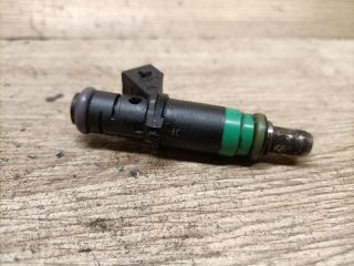 bontott FORD FOCUS II Porlasztó (1 db)