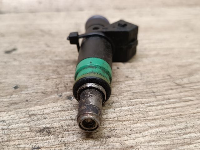 bontott FORD FOCUS II Porlasztó (1 db)