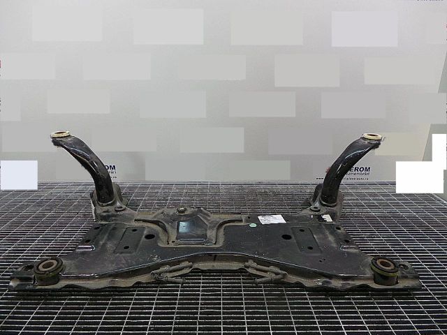 bontott FORD FOCUS II Első Bölcső