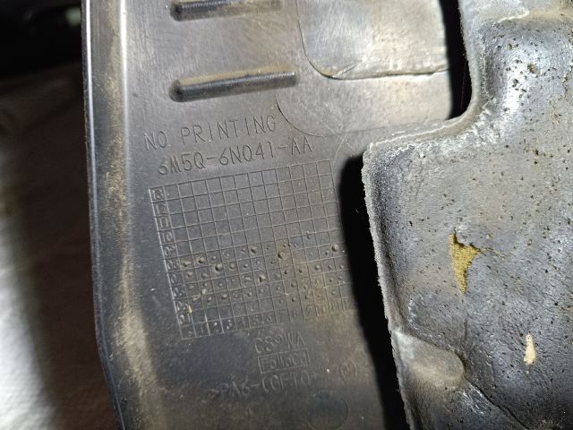 bontott FORD FOCUS II Felső Motorburkolat