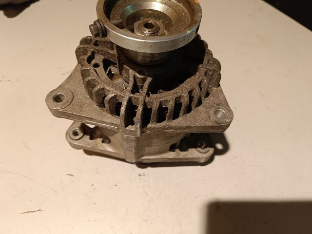 bontott FORD FOCUS II Generátor