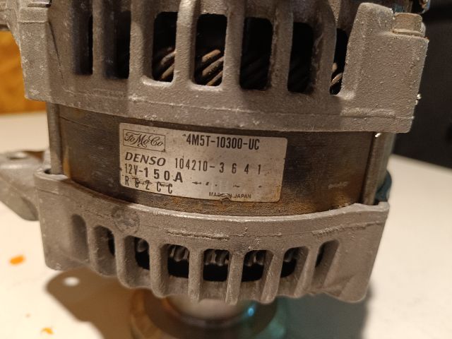 bontott FORD FOCUS II Generátor