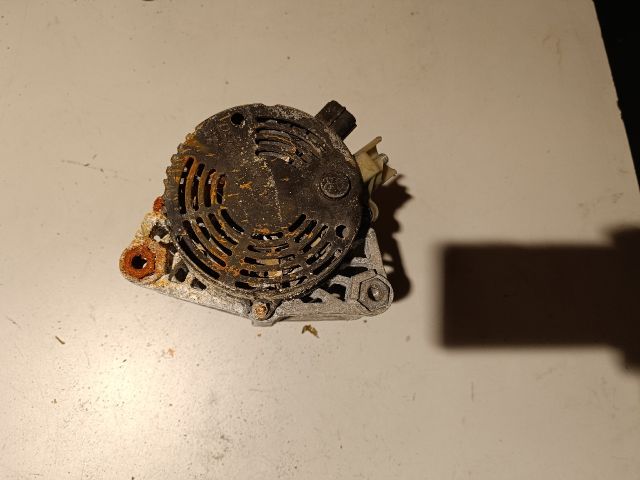 bontott FORD FOCUS II Generátor