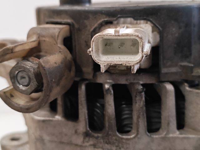 bontott FORD FOCUS II Generátor