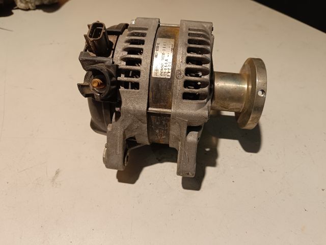 bontott FORD FOCUS II Generátor