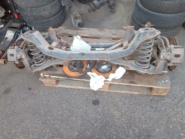 bontott FORD FOCUS II Hátsó Bölcső