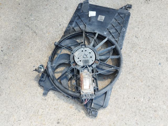 bontott FORD FOCUS II Hűtőventilátor