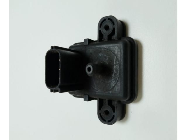 bontott FORD FOCUS II Jeladó (Magában)