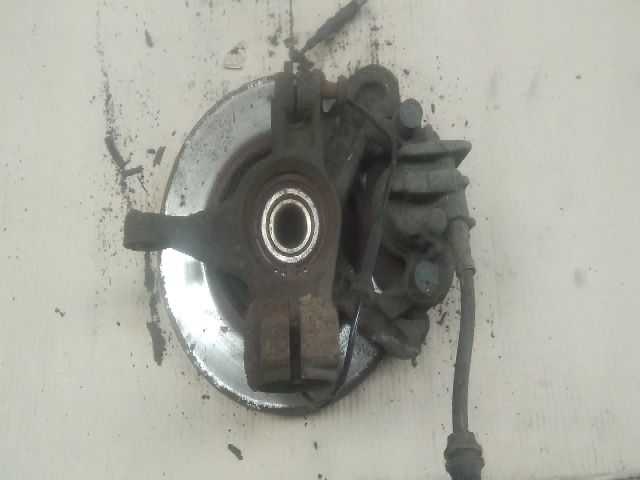 bontott FORD FOCUS II Jobb első Csonkállvány Kerékaggyal